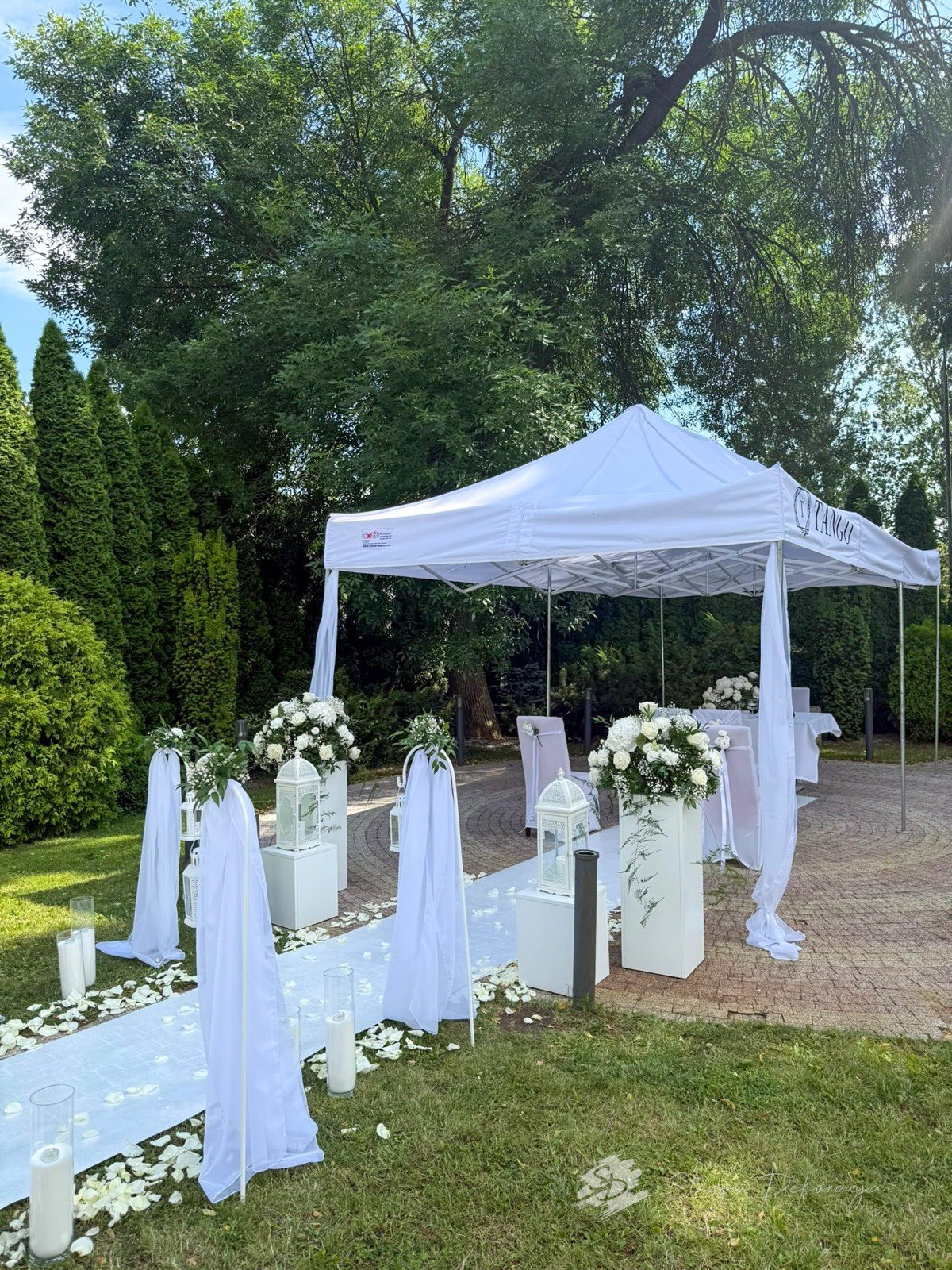 Ślub w plenerze – realizacja Stacja Dekoracja, Częstochowa